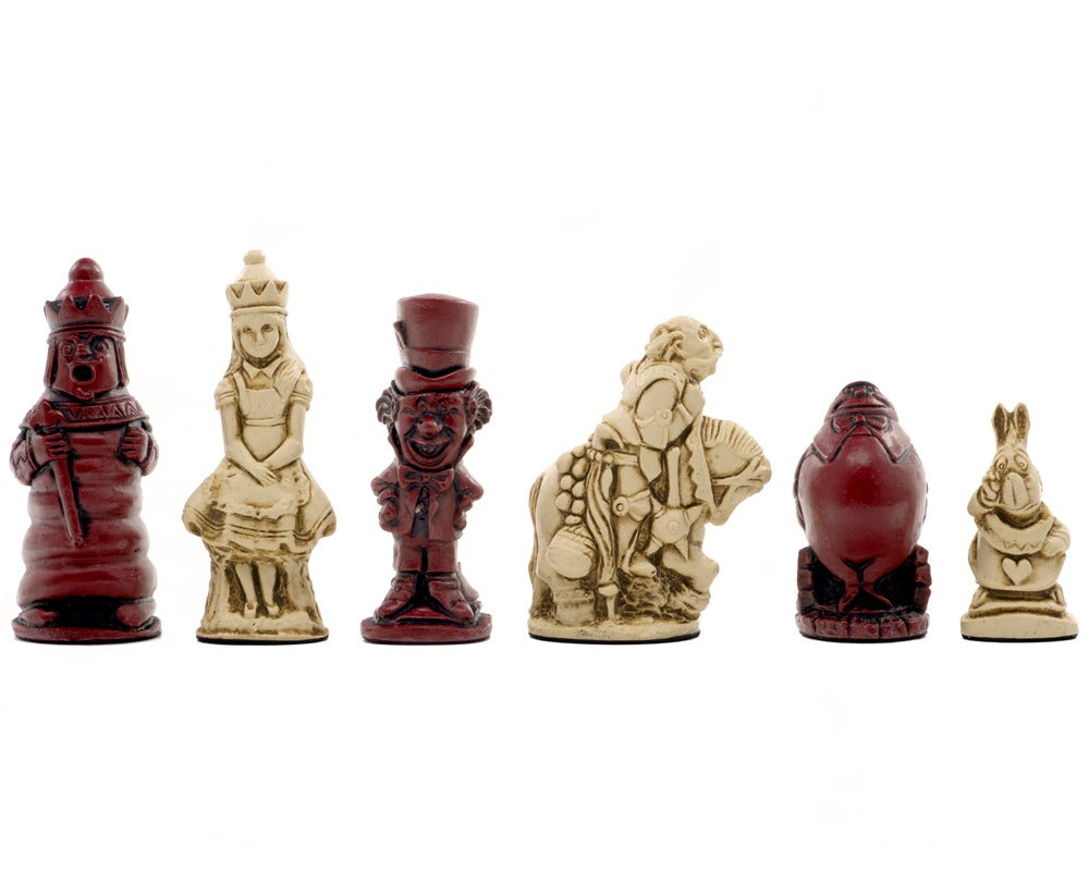 Berkeley Chess Alicja w Krainie Czarów — kardynalskie bierki szachowe