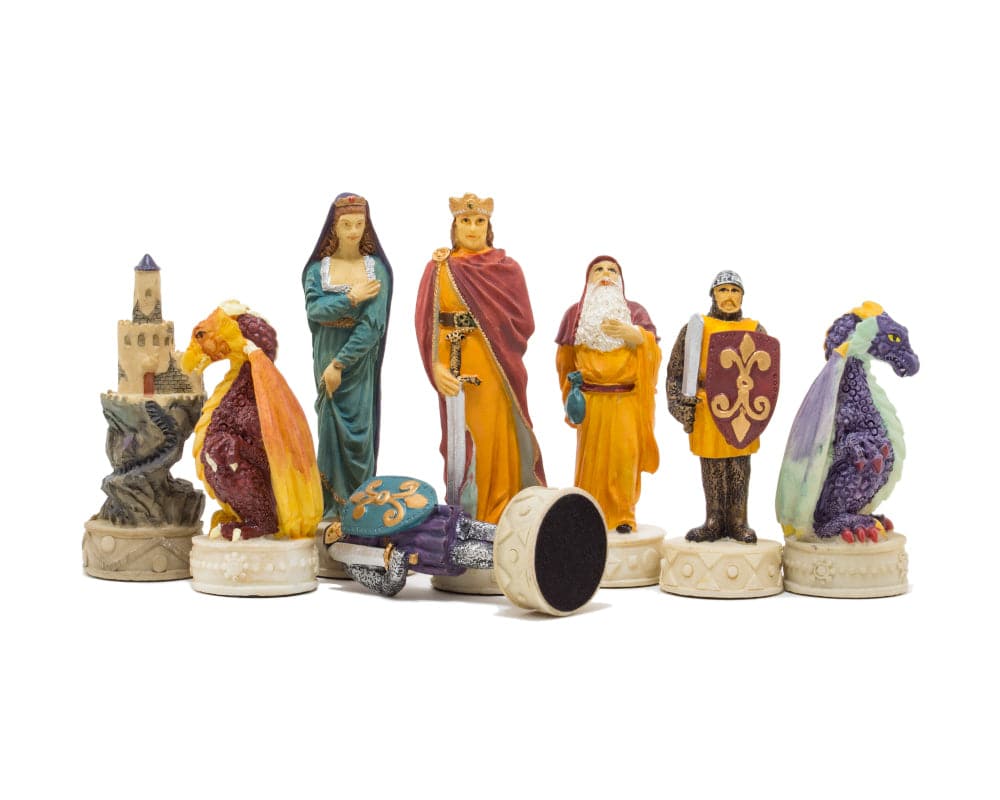 Hand-painted medieval chess pieces by Italfama featuring ornate kings, queens, knights, and dragons. Beautifully crafted in Italy.