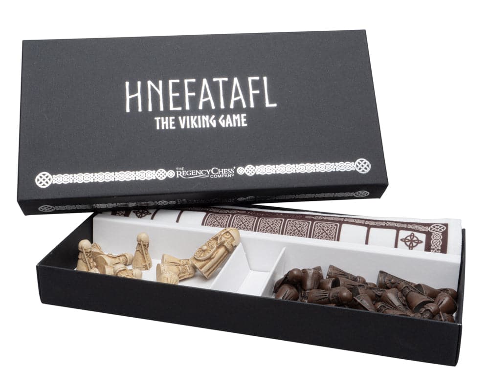 Hnefatafl - The Viking Game gift box with white and dark game pieces and linen playing surface