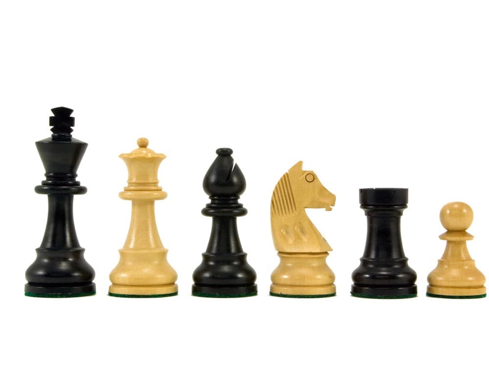 Staunton chess pieces set, including ebonised and boxwood pieces, strong and robust, ideal for 17 inch board, 3.25 inch king.